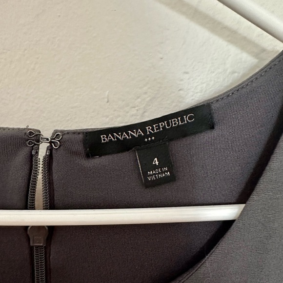 Banana Republic Bodycon Midi Dress - Picture 2 of 4